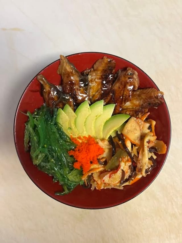 Eel Roll.
